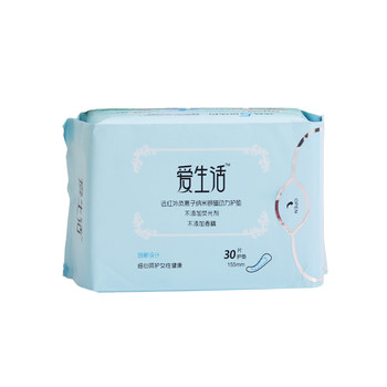 Green leaf cotton soft combination breathable and fluorescent-free sanitary napkin