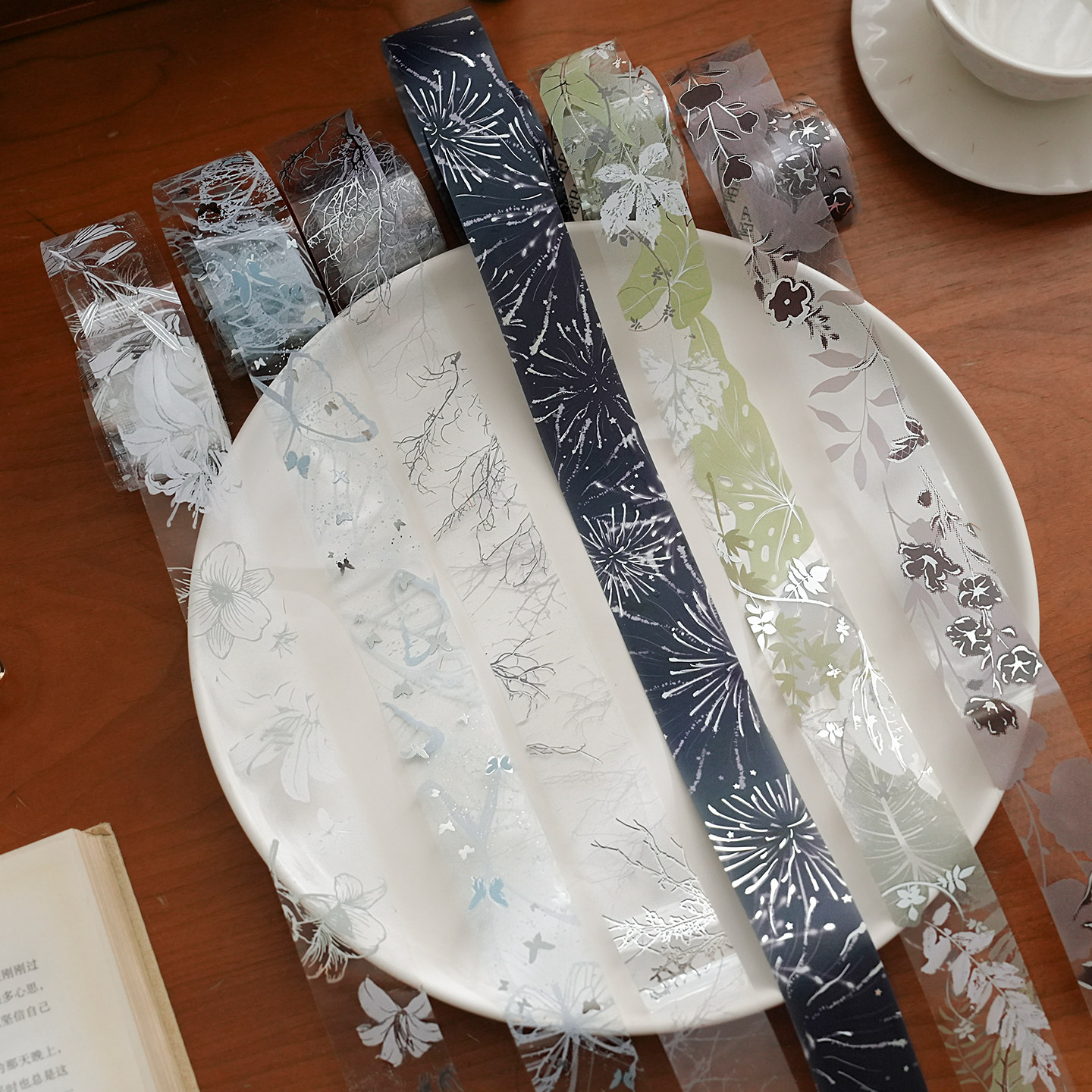Life goes on, silver foil-stamped ins-style floral journaling decoration stickers, waterproof PET white ink tape.