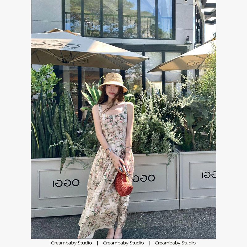 Creambaby Studio's Hua Jinliwu Gentle and Sweet Retro Floral Print Sleeveless Dress for Beach Vacation