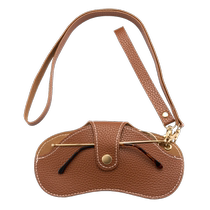 (Self-operated) Wrist hanging neck integrated glasses storage bag litchi pattern PU gift. Photo taken separately will not be shipped.