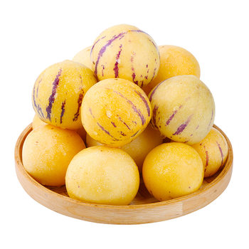 The round ginseng fruit tree is ripe in yungui chu