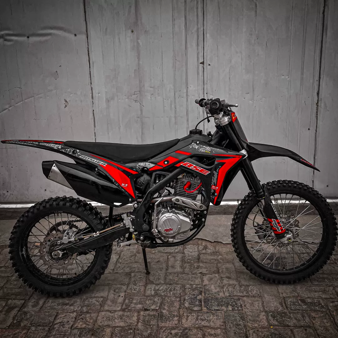 Новый Poser Jieyi R300CC водяное охлаждение внедорожник полярный воры Kavi Сталь Высокая Saiza Road мотоцикл мотоцикл