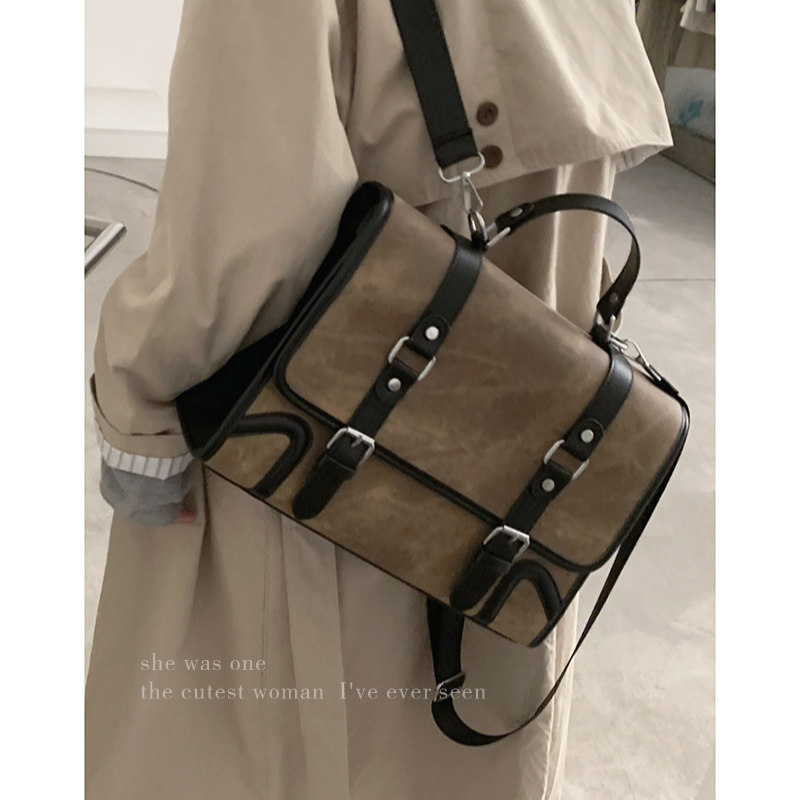 Retro Backpack for Women, 2023 New Trendy Fashion College Style Briefcase, Versatile Large Capacity Shoulder Bag Backpack