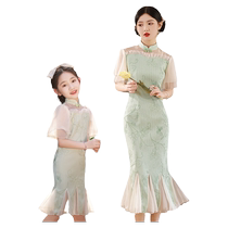 Parent-child clothing mother and daughter clothing cheongsam and Hanfu girls and mothers Chinese style lace fishtail dress fresh 2024 new style
