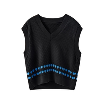 Manxi Maternity Vest Outerwear Autumn Fashion Versatile Maternity Wear Design Love Contrast Color Woolen Top Women