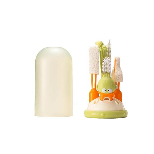 Royal pet puffer bottle brush has no odor and no oil to remove oil