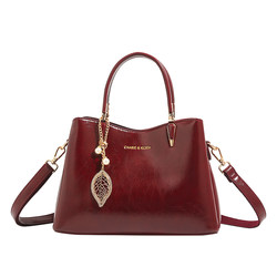 Hong Kong Wedding Bag Red Handbag 26 New Model Large Capacity Bride Tote Bag for Women Elegant Middle-Aged Mother Wedding Banquet Bag