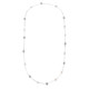 Zhou Taisheng often wears a continuous pearl sweater chain, a nearly round bright light freshwater pearl necklace, a long sweater chain in autumn and winter.