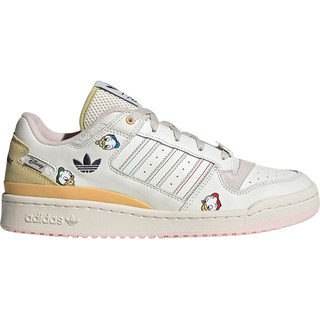 Lace-up shoes with low top (top height is less than 10cm)