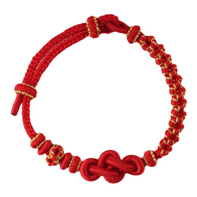 Confucian princes can wear gold beads and tie peach blossom bracelets as they wish.