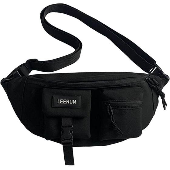 Wow! So pretty! Go for this trendy cross-shoulder bag