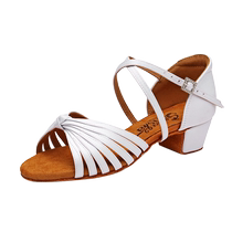 Sansha childrens Latin dance shoes girls dance shoes childrens dance soft sole girls new white professional Latin shoes