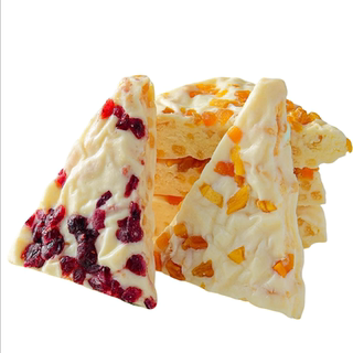 内蒙古三角千层奶皮子奶盖炒米奶酪水果粒夹心奶制品零食网红小吃