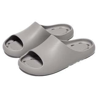 Men's non-slip and leaking bathroom slippers