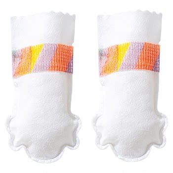 Disposable waterproof anti-slip foot covers for pets