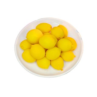 Throat-locking peach snacks, small peaches, throat-locking crispy peaches, childhood nostalgia, peach food, small yellow peaches, people like sweet and sour crispy peaches