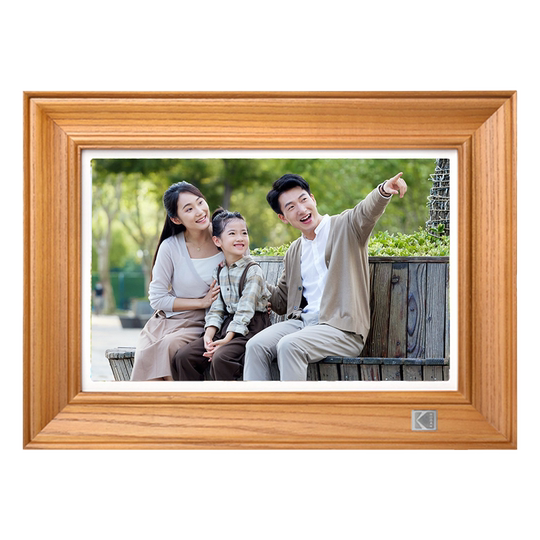Kodak digital photo frame century-old brand makes gift giving more decent
