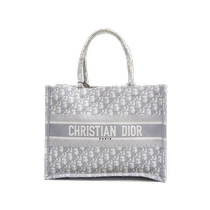 (self-employed) Dior Dior medieval 95 New Dior Dior handbag BookTote with printed canvas