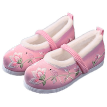 Girls winter velvet shoes ethnic style performance boots old Beijing upturned cloth shoes Hanfu costume childrens embroidered shoes for women