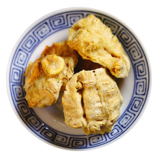 Low-temperature dehydrated golden mangosteen kernels in individual small packages