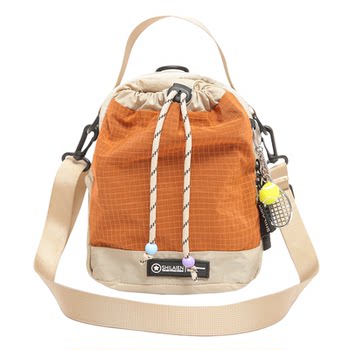 Outdoor multifunctional lightweight kettle crossbody backpack