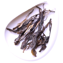 Puer Icelandic large-leaf silver bud material with a silver bud content of more than 50% fresh sweet and refreshing Puer raw tea large portion 1000g