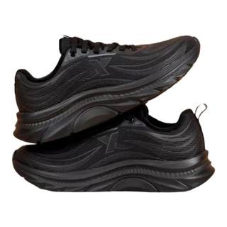 特步女鞋加绒保暖棉鞋冬季皮面防水黑色跑步鞋休闲鞋子运动鞋女款