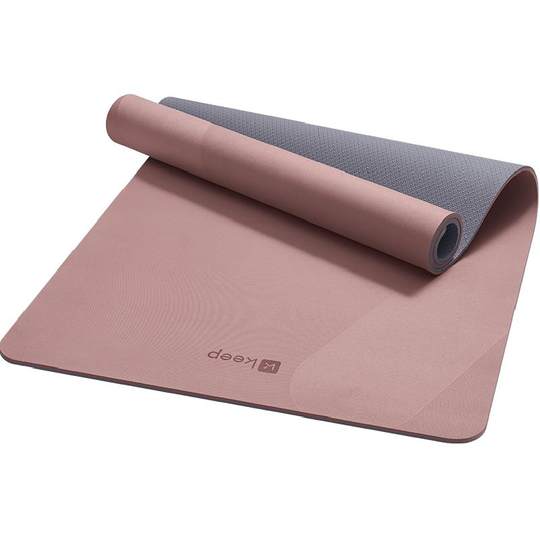 Halten Sie die Yogamatte, die Fitnessmatte, rutschfest und stoßdämpfend, geräuschlos