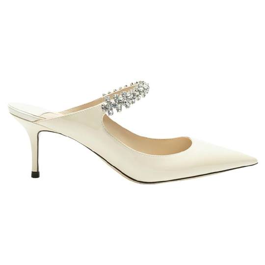 Flat-soled pointed one-length rhinestone high heels