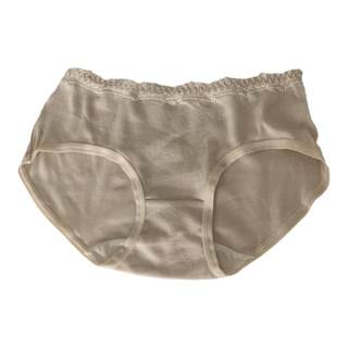 Gentle and small milk ball triangle girls (soft as clouds) easy to wear pure cotton underwear ladies comfortable middle and low waist