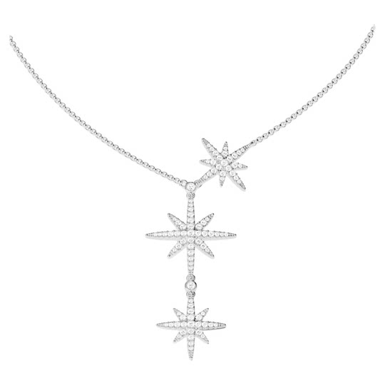 Yang Zis APM-Halskette mit sechszackigen Sternen im gleichen Stil ist klassisch und vielseitig