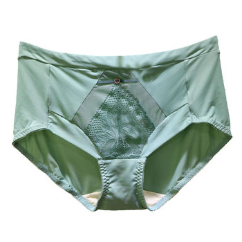 Wear high-end luxury hip-packing mid-high waist ladies underwear