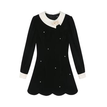 Hepburn style black velvet long sleeve dress