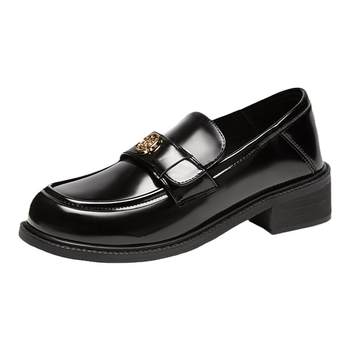 Daphne thick heel loafers retro metal camellia Daphne thick heel loafers retro metal camellia