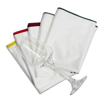 Rub the mouth cloth and rub the red wine glass and absorb water and do not lose hair Rub the mouth cloth and rub the red wine glass and absorb water and do not lose hair