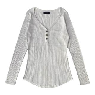 eihey诶嘿新款单排扣长袖T恤打底衫修身V领内搭外穿百搭正肩上衣