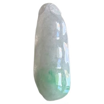 Myanmar a-quality jade green green beans with white background