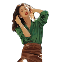Элегантный стиль в стиле ретро превращает зеленую настоящую шелковую рубашку-женский маленький краудсорсинг-превосходная атласная подкладка
