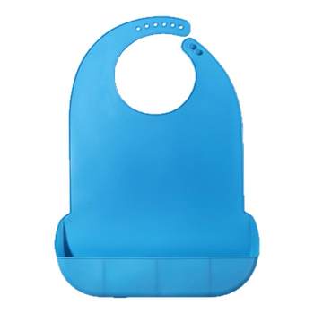 Bib for the elderly to feed the elderly