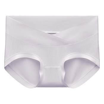 There is a tree maternity underwear pure cotton antibacterial crotch