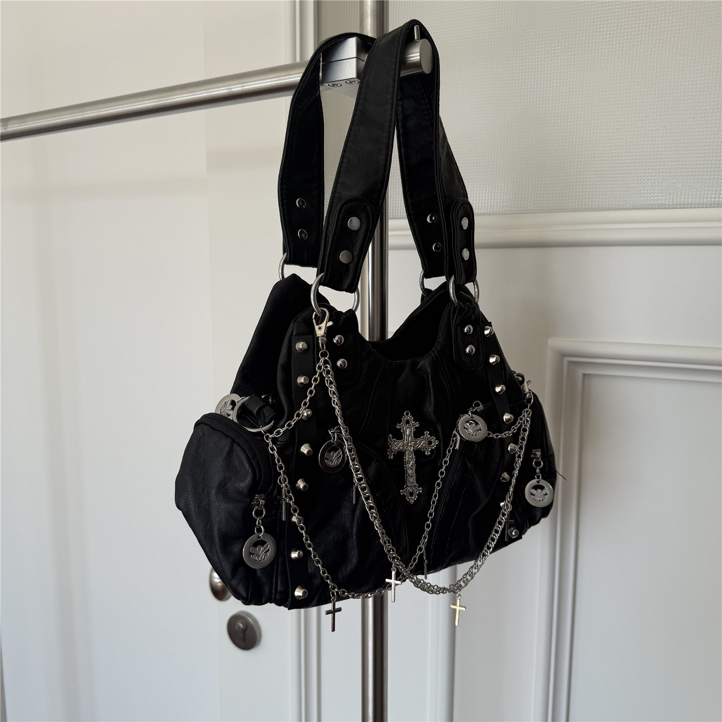 NYX Punk Style Chain Bag Women's Black Cross Motorcycle Bag, Niche Design, Versatile, Shoulder Bag, Crossbody Tote Bag