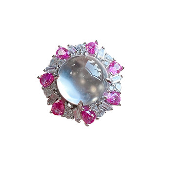 Vising ring is comparable to jadeite water foam jade