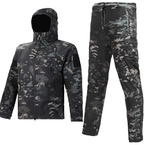 Jacket suit winter outdoor camouflage shark skin soft shell three-in-one velvet thickened windproof mountaineering suit for men and women