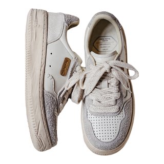 Madden 2026 neue, sportliche, atmungsaktive kleine, reinweiße herrenschuhe mit dicken sohlen und vielseitigen, einfachen low-top-sneakern