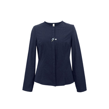 Zunyi navy jacquard embroidered ເສື້ອຝ້າຍແຂນຍາວສິລະປະຂອງແມ່ຍິງພາກຮຽນ spring 2026 ຮູບແບບໃຫມ່ temperament slim ແລະ versatile ເທິງ