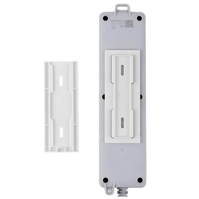 Slot fixing device