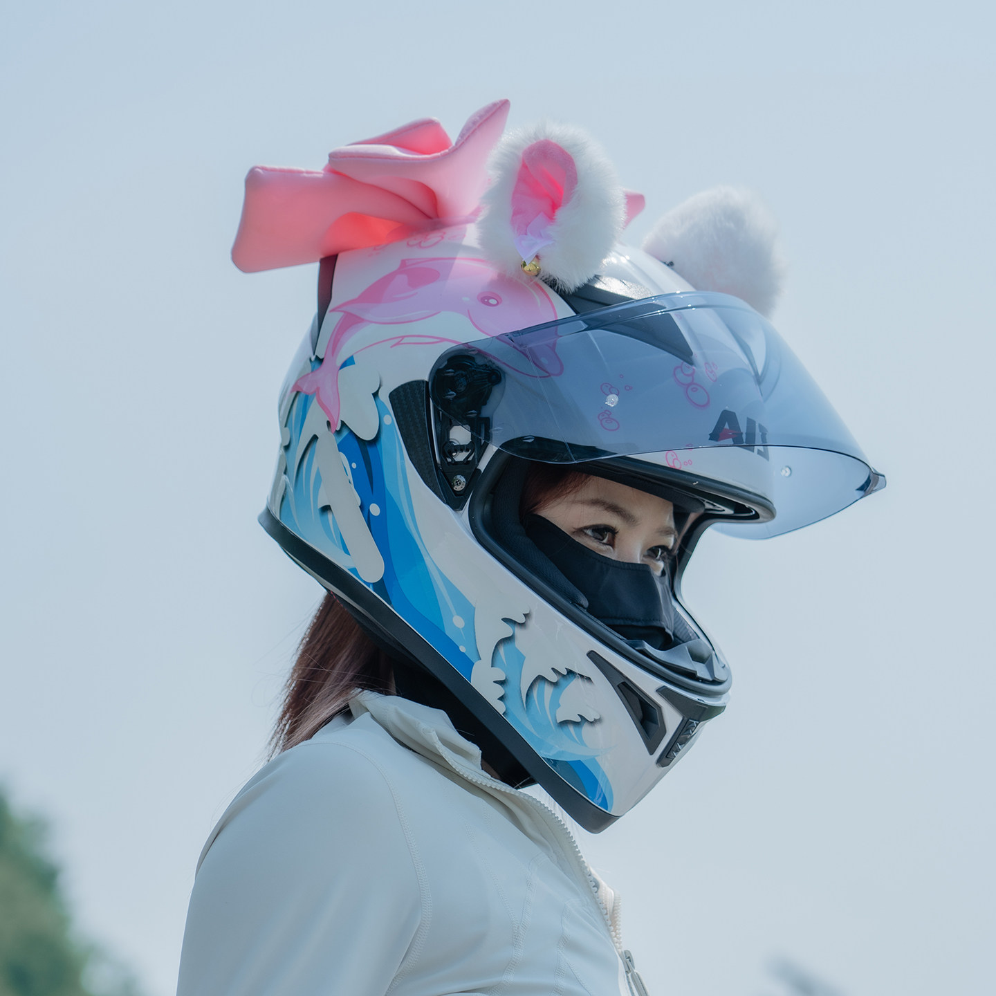 2026 Aishi Motorcycle Helmet for Women, Cute Summer Electric Vehicle Full-Face Helmet, Suitable for All Seasons, 3C Dual Visor