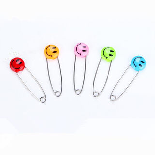 塑料安全别针笑脸 手编红绳 幼儿园母婴儿童固定衣物 手工diy胸针