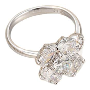 Xuping's fashionable and personalized sparkling flower ring opening design is sweet and beautiful, and the temperament ring is exquisite and index finger ring.
