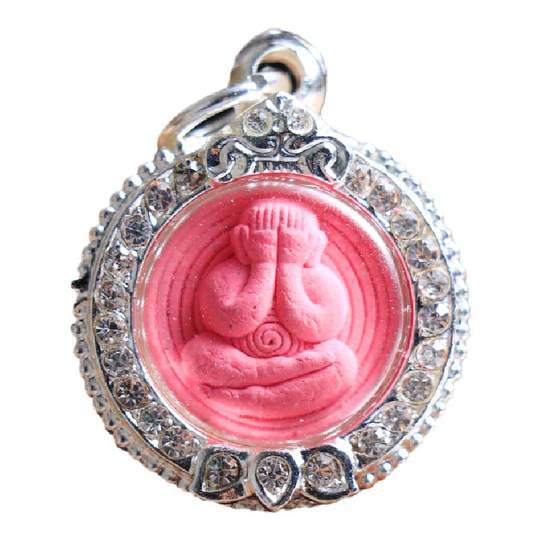 Thai amulet Subin must cover the face of the Buddha pendant